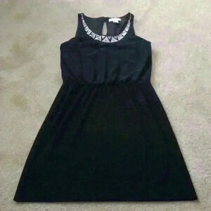 WHITE HOUSE BLACK MARKET SLEEVELESS EMBELLISHED‎ DRESS SIZE S